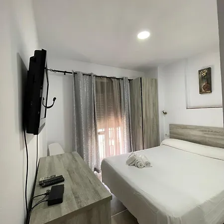 בית הארחה Malia קוניל דה לה פרונטרה
